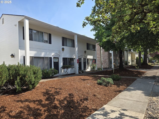 7720 SW Bel Aire Dr, Beaverton, OR 97008 - view of front facade