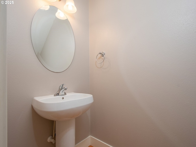 15320 SW Jasper Ln, Beaverton, OR 97007 - view of bathroom