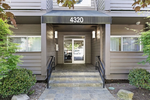view of exterior entry