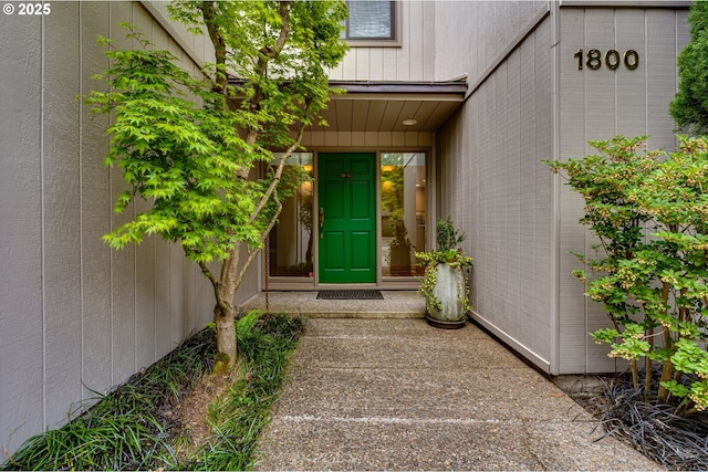 view of entrance to property