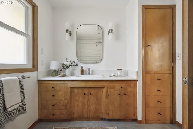 7625 N Fowler Ave, Portland, OR 97217 - bathroom featuring vanity