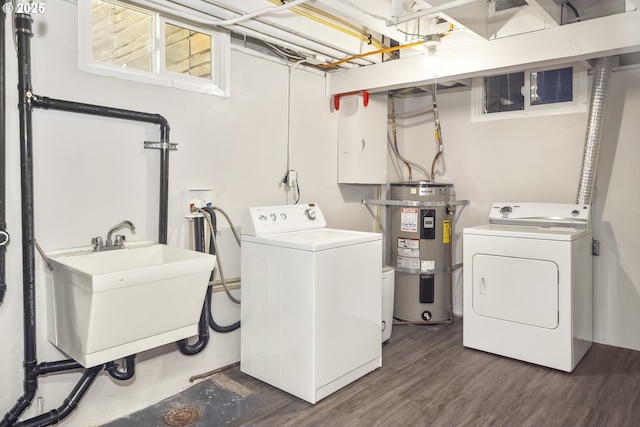 7625 N Fowler Ave, Portland, OR 97217 - laundry room featuring water heater, independent washer and dryer, and dark wood-style floors