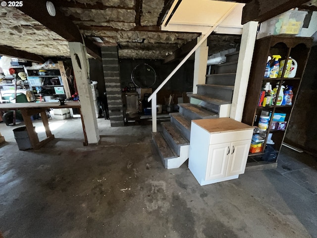 unfinished below grade area with stairs