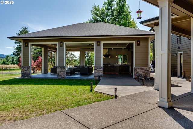 83500 Enterprise Rd, Creswell, OR 97426 - view of patio / terrace featuring outdoor lounge area