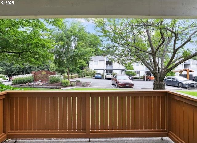 10690 SW Davies Rd Unit 53, Beaverton, OR 97008 - balcony featuring a residential view