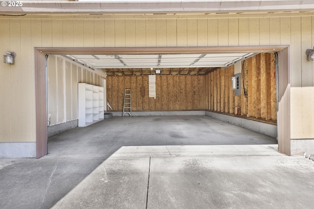 5580 Franklin Blvd, Eugene, OR 97403 - garage featuring electric panel