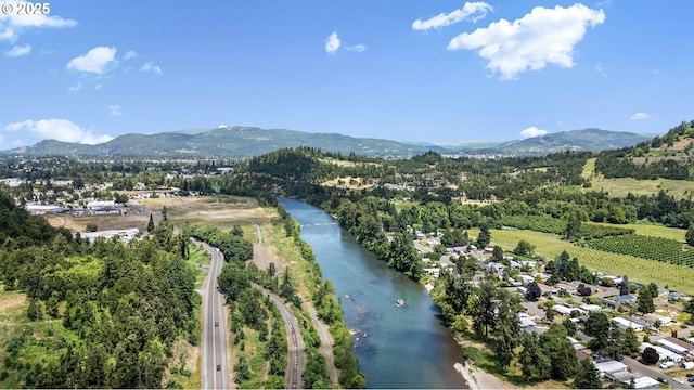 5580 Franklin Blvd, Eugene, OR 97403 - aerial view of a water and mountain view