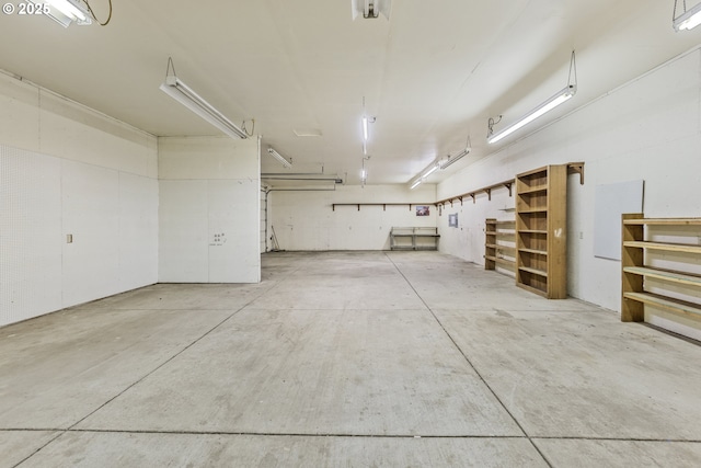 5580 Franklin Blvd, Eugene, OR 97403 - view of garage