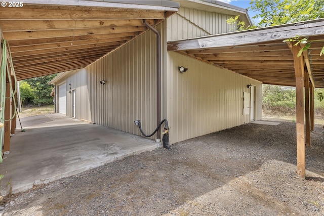 5580 Franklin Blvd, Eugene, OR 97403 - view of side of property with an outdoor structure and a garage