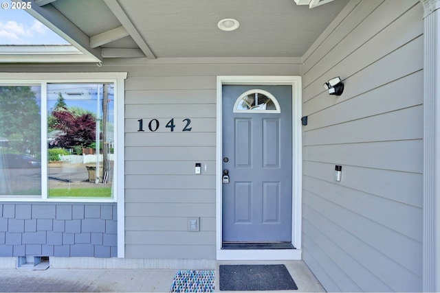 view of property entrance