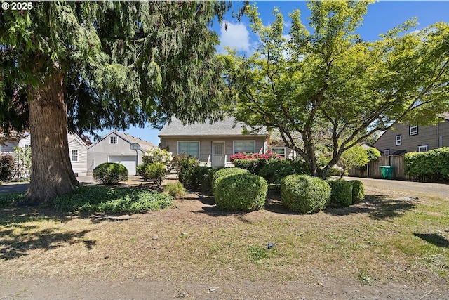 view of front of house with fence