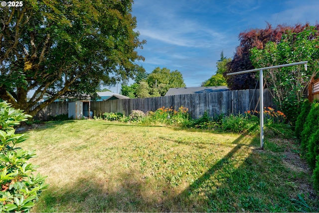 3406 E 12th St, Vancouver, WA 98660 - view of fenced backyard
