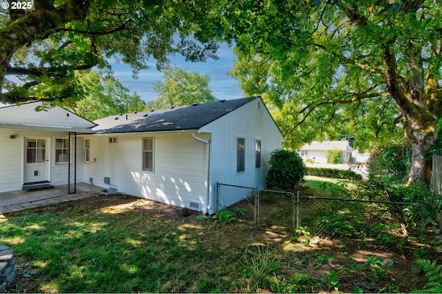 3406 E 12th St, Vancouver, WA 98660 - view of side of property with a patio and a gate