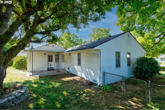 3406 E 12th St, Vancouver, WA 98660 - view of front of property featuring a patio area