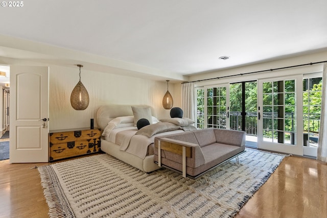 2917 Westview Cir, Lake Oswego, OR 97034 - bedroom with access to exterior and light wood finished floors