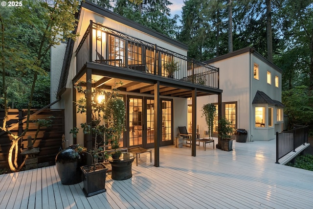 2917 Westview Cir, Lake Oswego, OR 97034 - rear view of property featuring a wooden deck and a balcony
