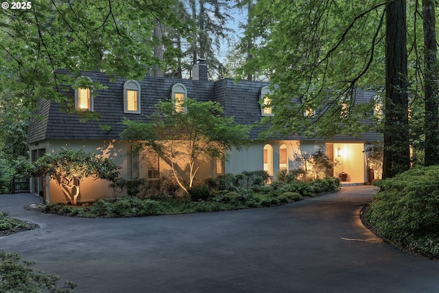 2917 Westview Cir, Lake Oswego, OR 97034 - view of front of property with mansard roof and a chimney