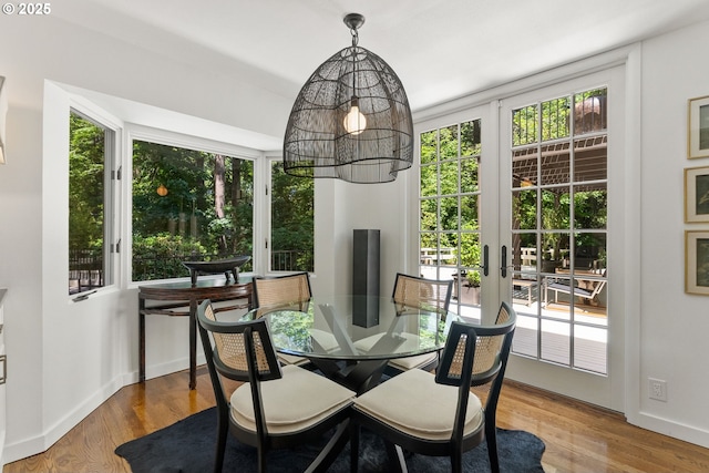 2917 Westview Cir, Lake Oswego, OR 97034 - dining room with wood finished floors and baseboards