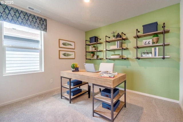 2969 U St, Springfield, OR 97477 - office space with light carpet and baseboards