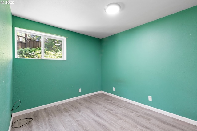 536 Kingswood Ave, Eugene, OR 97405 - spare room featuring baseboards and wood finished floors