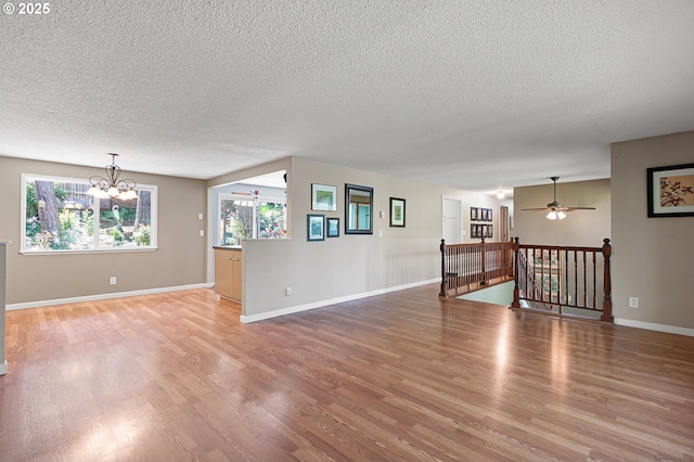 536 Kingswood Ave, Eugene, OR 97405 - unfurnished room with a textured ceiling, plenty of natural light, and light wood-style flooring