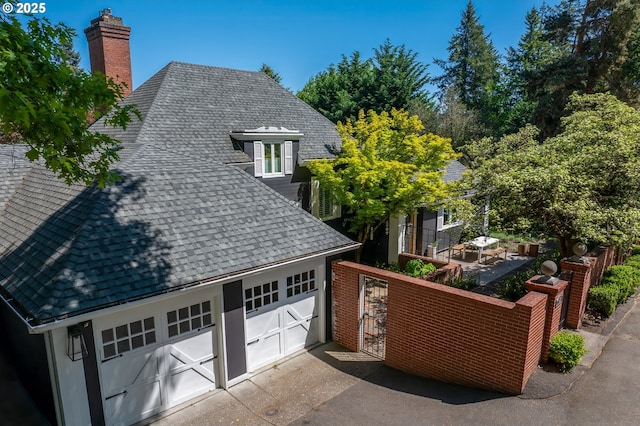 view of detached garage