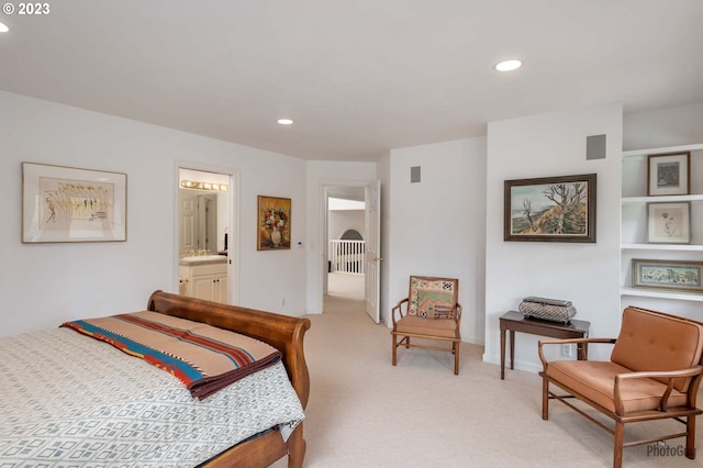 46769 Goodpasture Rd, Vida, OR 97488 - bedroom with recessed lighting, connected bathroom, and light carpet
