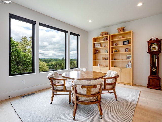 522 NE Province Dr, Camas, WA 98607 - dining space with recessed lighting and light wood-style floors