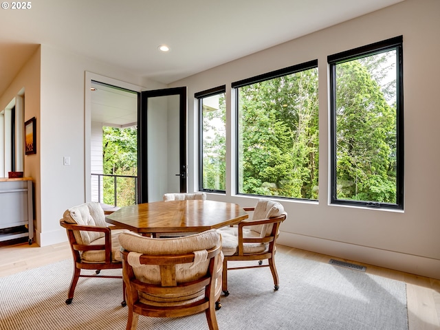 522 NE Province Dr, Camas, WA 98607 - dining room featuring recessed lighting and light wood finished floors