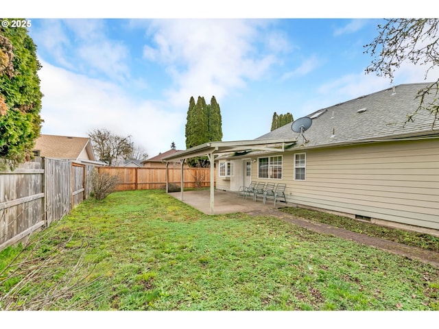 view of yard featuring a fenced backyard and a patio area