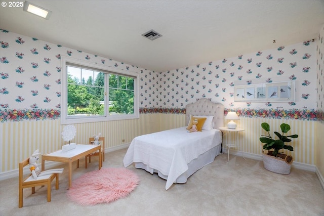 2350 SW Gregory Dr, West Linn, OR 97068 - bedroom featuring wallpapered walls and light carpet