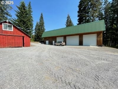 62436 Mink Ln, Summerville, OR 97876 - view of garage