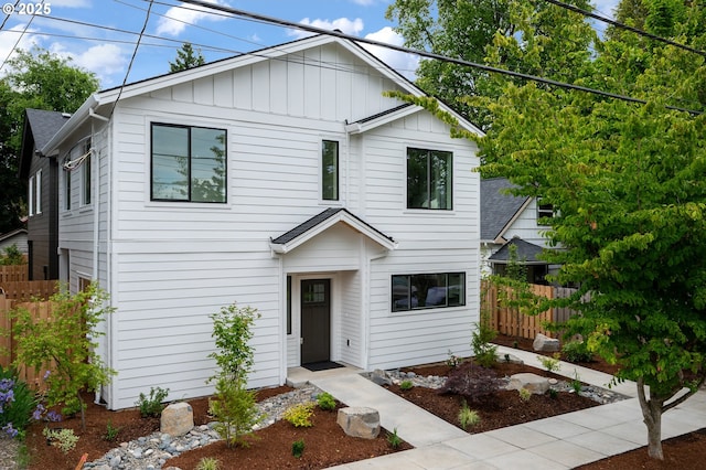 5827 NE 16th Ave, Portland, OR 97211 - view of front of house with board and batten siding