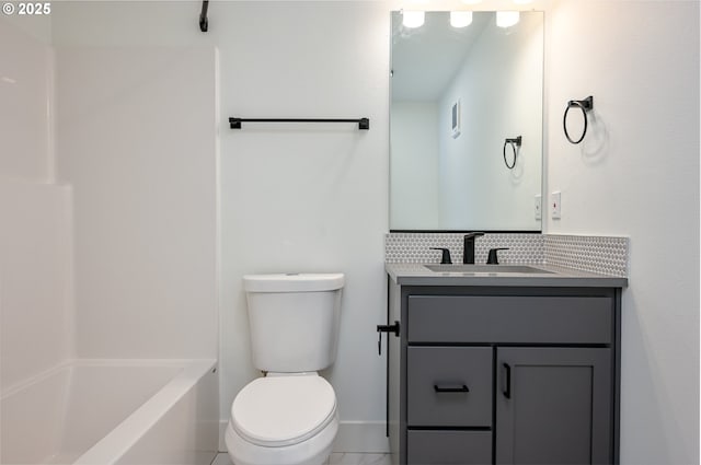 5827 NE 16th Ave, Portland, OR 97211 - bathroom with vanity, toilet, and bathing tub / shower combination