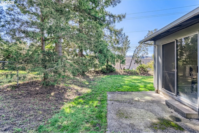12172 SE Beckman Ave, Milwaukie, OR 97222 - view of yard