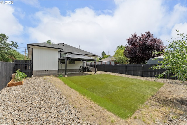 1410 NW Keasey St, Roseburg, OR 97471 - view of yard featuring a gazebo