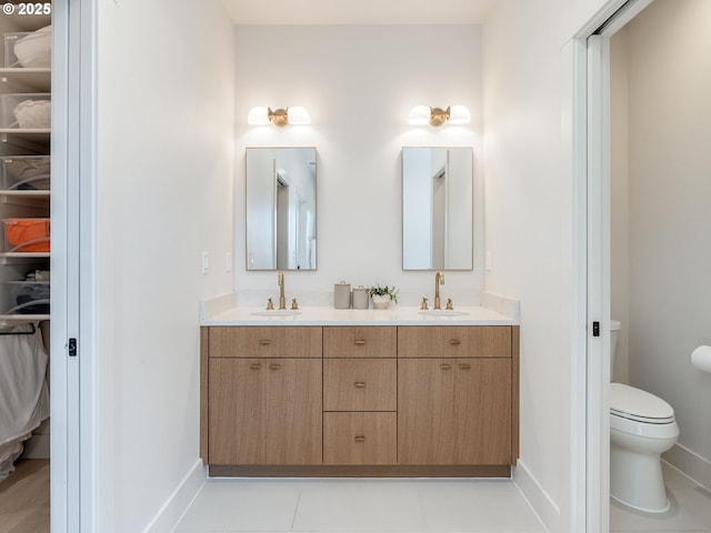 215 Cowlitz Vista Rd, Toledo, WA 98591 - full bathroom with double vanity and toilet