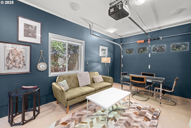 3435 Lake Grove Ave, Lake Oswego, OR 97035 - living room featuring a garage