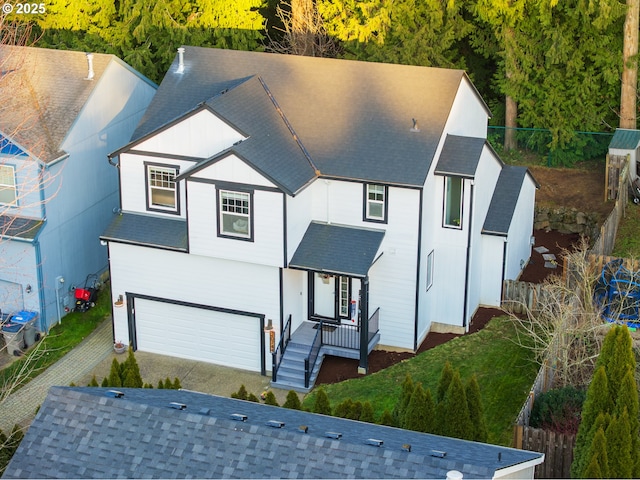 view of front facade with a garage