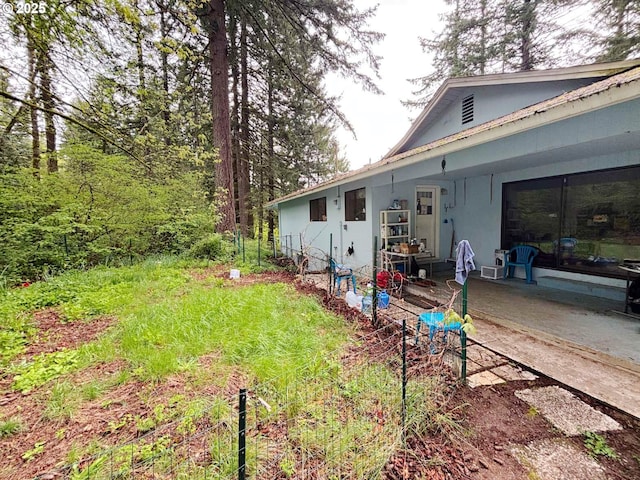 17373 SE Forest Hill Dr, Damascus, OR 97089 - view of yard with a patio area