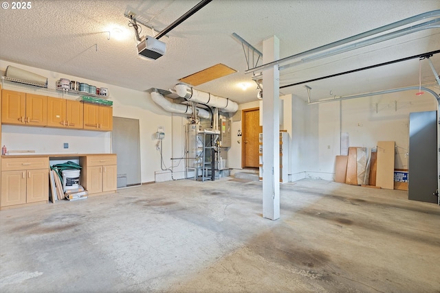 14100 SE 20th St, Vancouver, WA 98683 - garage with a garage door opener