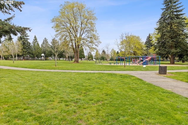 14100 SE 20th St, Vancouver, WA 98683 - view of property's community with a yard