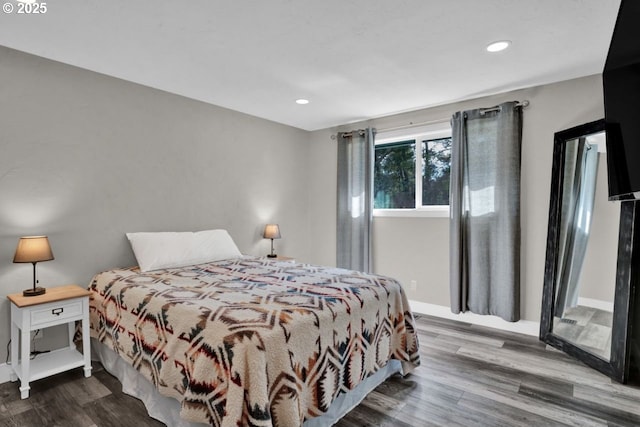 2034 45th St, Florence, OR 97439 - bedroom featuring recessed lighting, baseboards, and wood finished floors