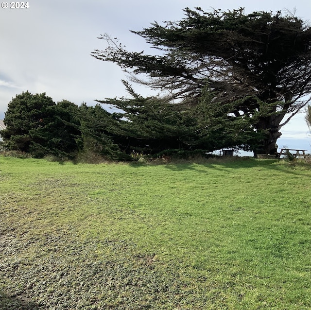 Surfside Dr, Gold Beach, OR 97444