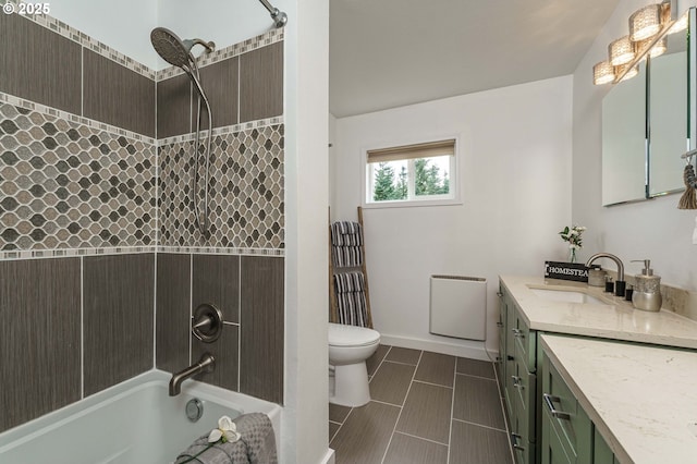 20256 S Swank Rd, Colton, OR 97017 - bathroom with shower / bathtub combination, toilet, baseboards, radiator heating unit, and vanity