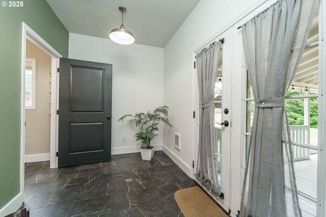 20256 S Swank Rd, Colton, OR 97017 - foyer entrance with baseboards, visible vents, and plenty of natural light