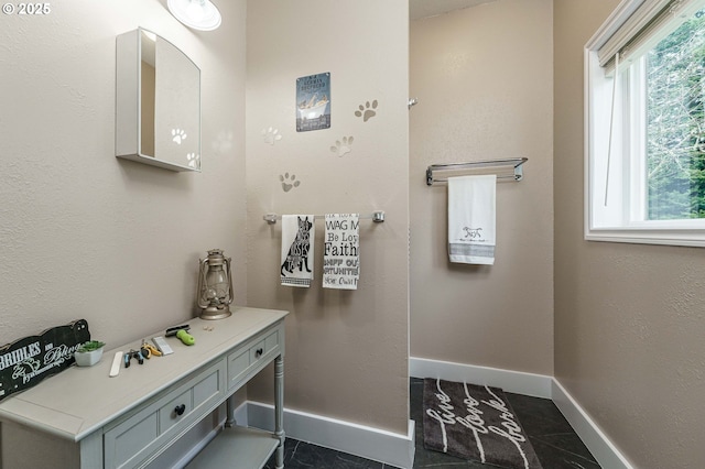 20256 S Swank Rd, Colton, OR 97017 - interior space with baseboards, tile patterned floors, and a healthy amount of sunlight
