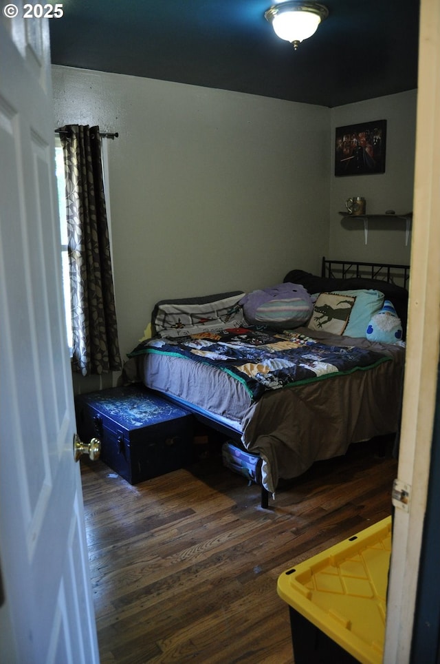 1529 Brentwood Ave, Eugene, OR 97404 - bedroom featuring wood finished floors