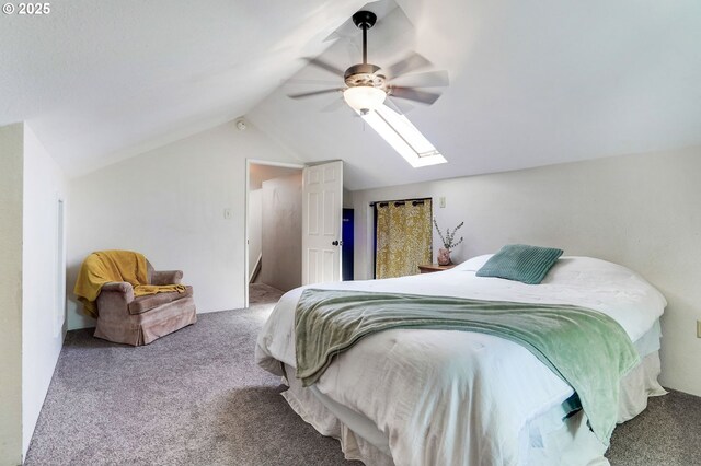 318 Koons St, Silverton, OR 97381 - bedroom with carpet floors, vaulted ceiling, a skylight, and ceiling fan