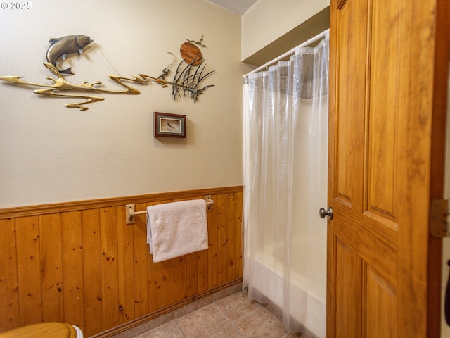 10160 NW Gordon Rd, Cornelius, OR 97113 - bathroom with a wainscoted wall and wood walls